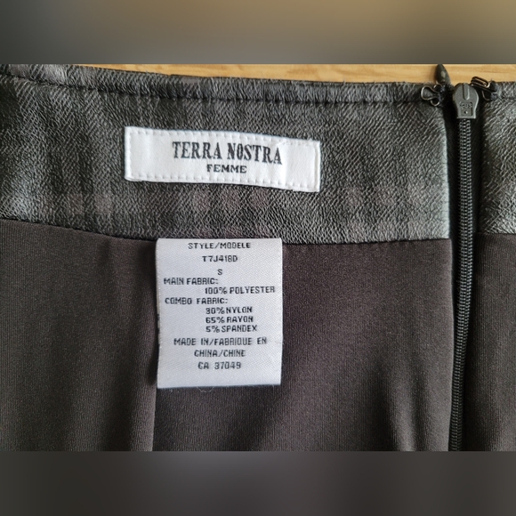 Terra Nostra Faux Leather Mini Skirt – Black – Size S - Picture 4 of 9